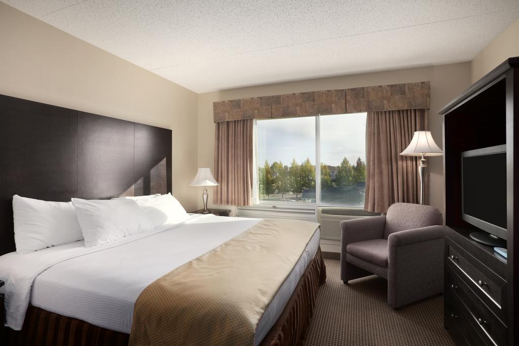 Border Inn & Suites Ллойдминстер Номер фото
